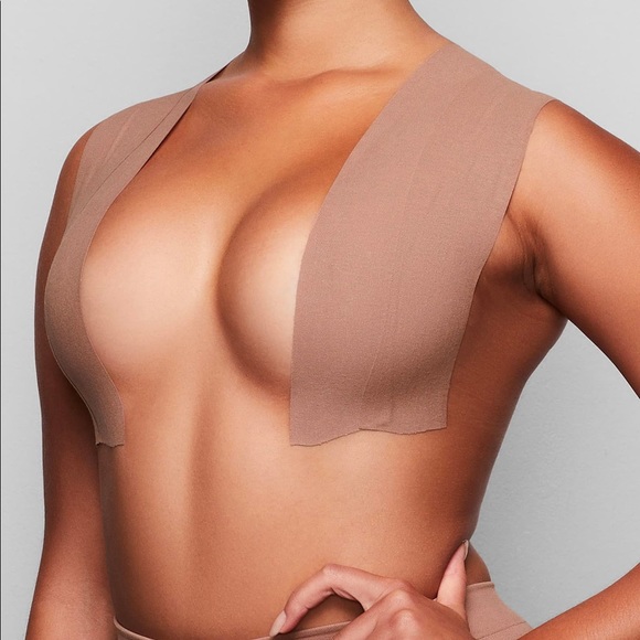 Body Tape Fullness like Skims push up lift breast boob nipple covers solutions - Picture 3 of 12
